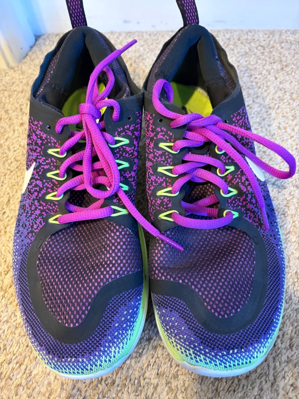 Nike FREE Running Sneaker, 8